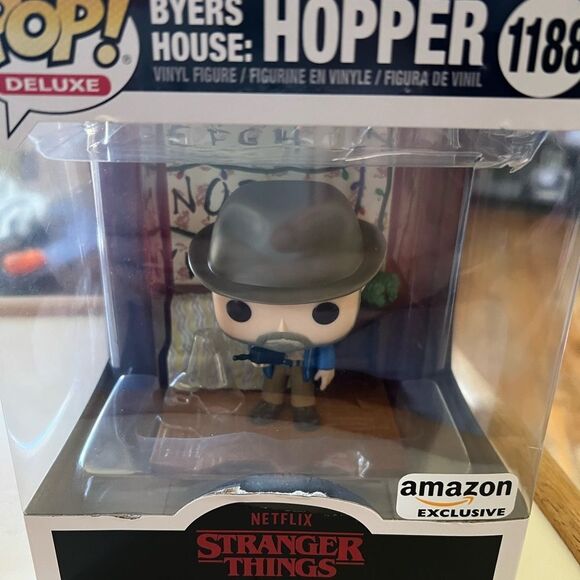 Funko Pop Deluxe Stranger Things Exclusive Byers House HOPPER - Picture 3 of 9
